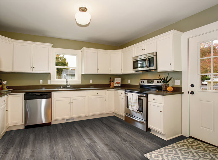 Winchester Timeless 5mm Commercial Silvertip Vinyl Wide Plank Flooring - Windsor Plywood