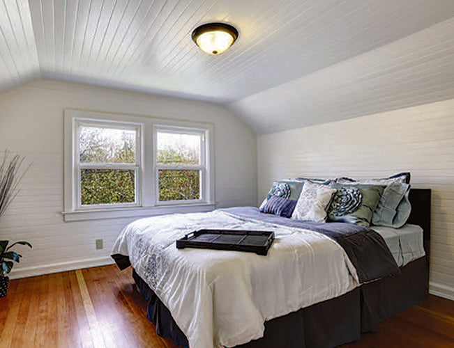 WK001 V-Grooved Wainscot Cedar or Knotty Pine